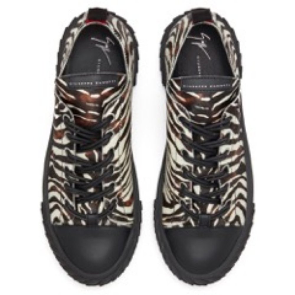 Giuseppe Zanotti Men's Natural Zebra Print Pony Skin Fashion "Blabber" Sneakers